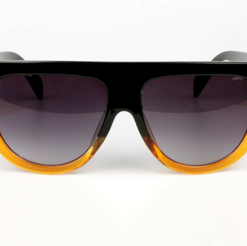 Hollywood Starlet Wide Frame Sunglasses